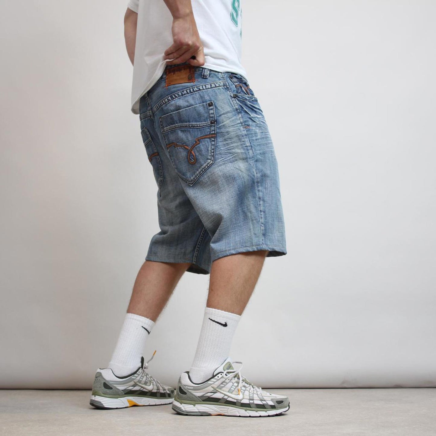 Embroidered Ecko denim shorts W38