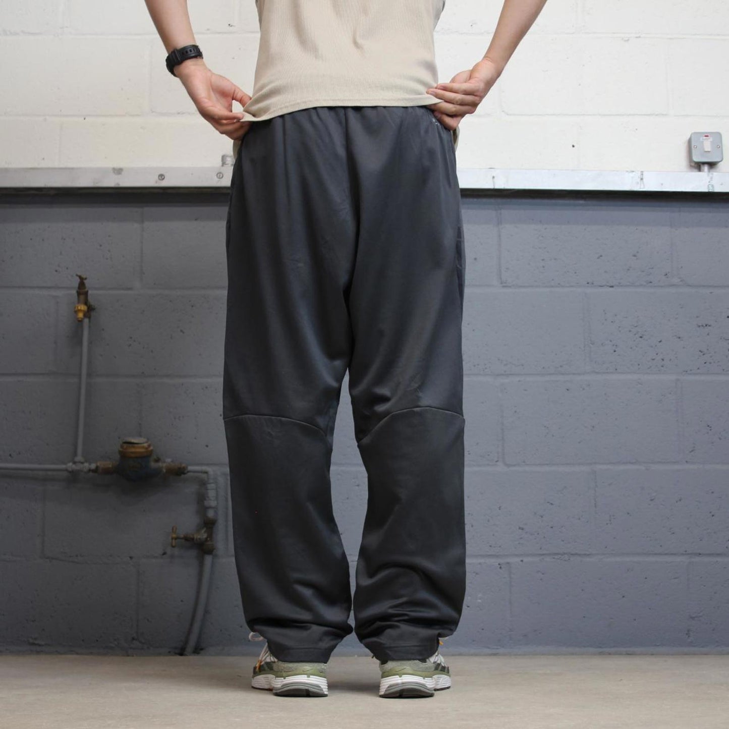 Nike Trackies XXL grey fleece lined loose floaty leg joggers