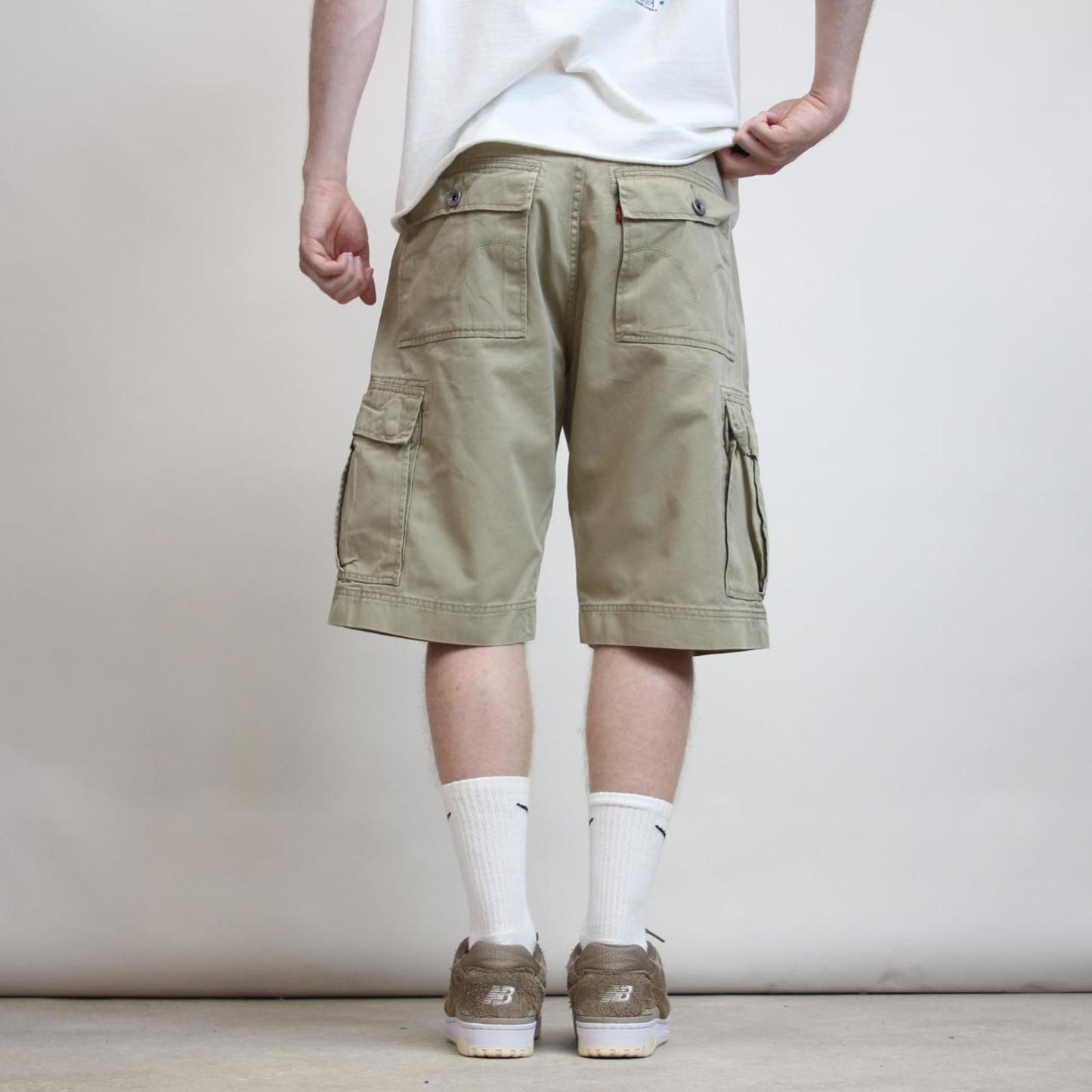 Mens baggy Levis cargo shorts W32 beige loose cargo utility skater shorts