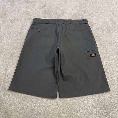 Dickies carpenter chino shorts relaxed grey Chino style skater shorts loose leg festival
