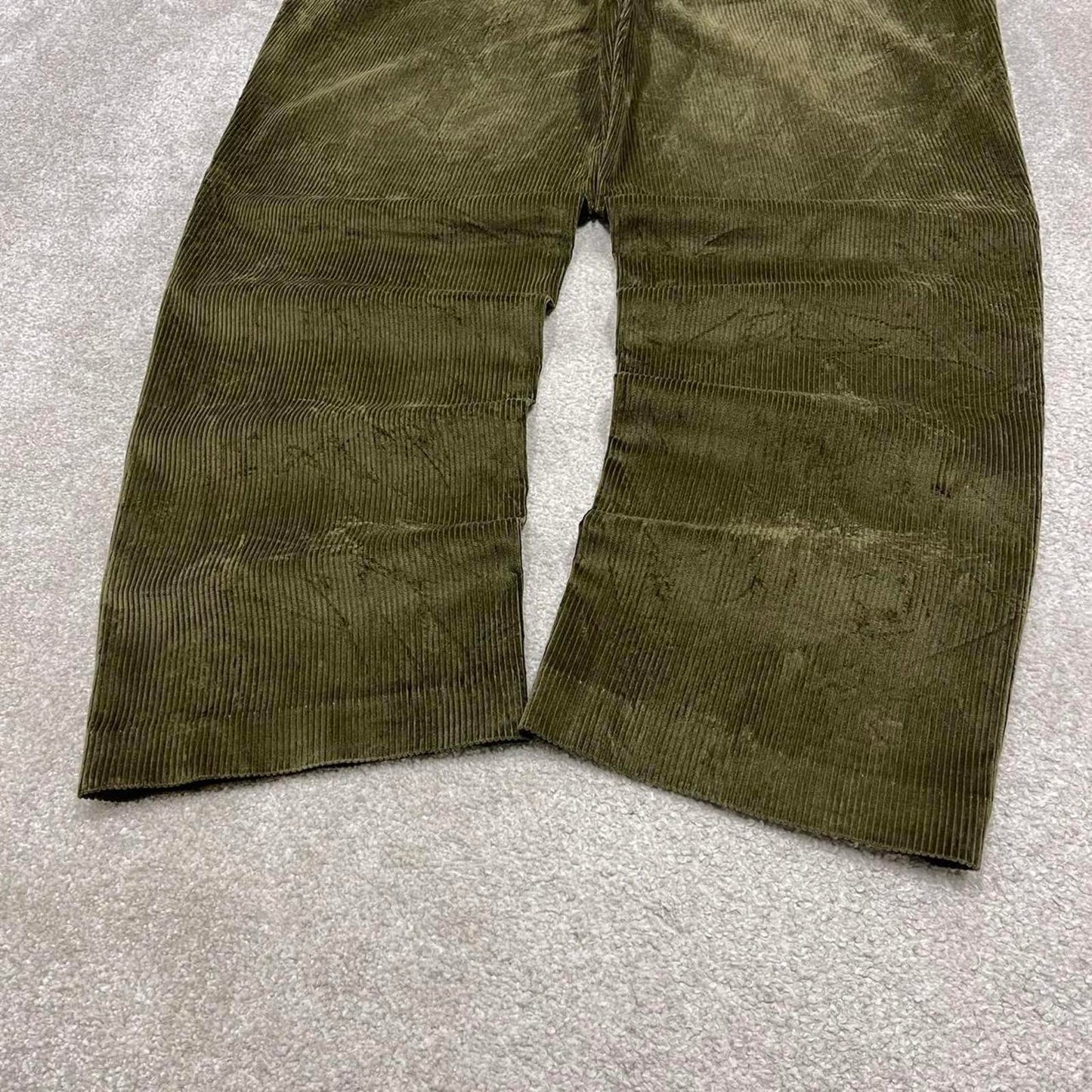Baggy Orvis corduroy pants W40L31 green wide wale jumbo cord trousers 90s skater style