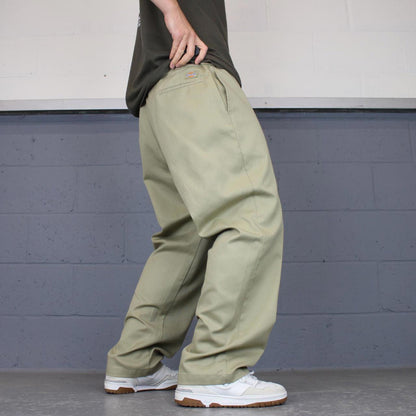 Dickies trousers W42 L30