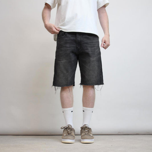Mens Levi’s jorts W34