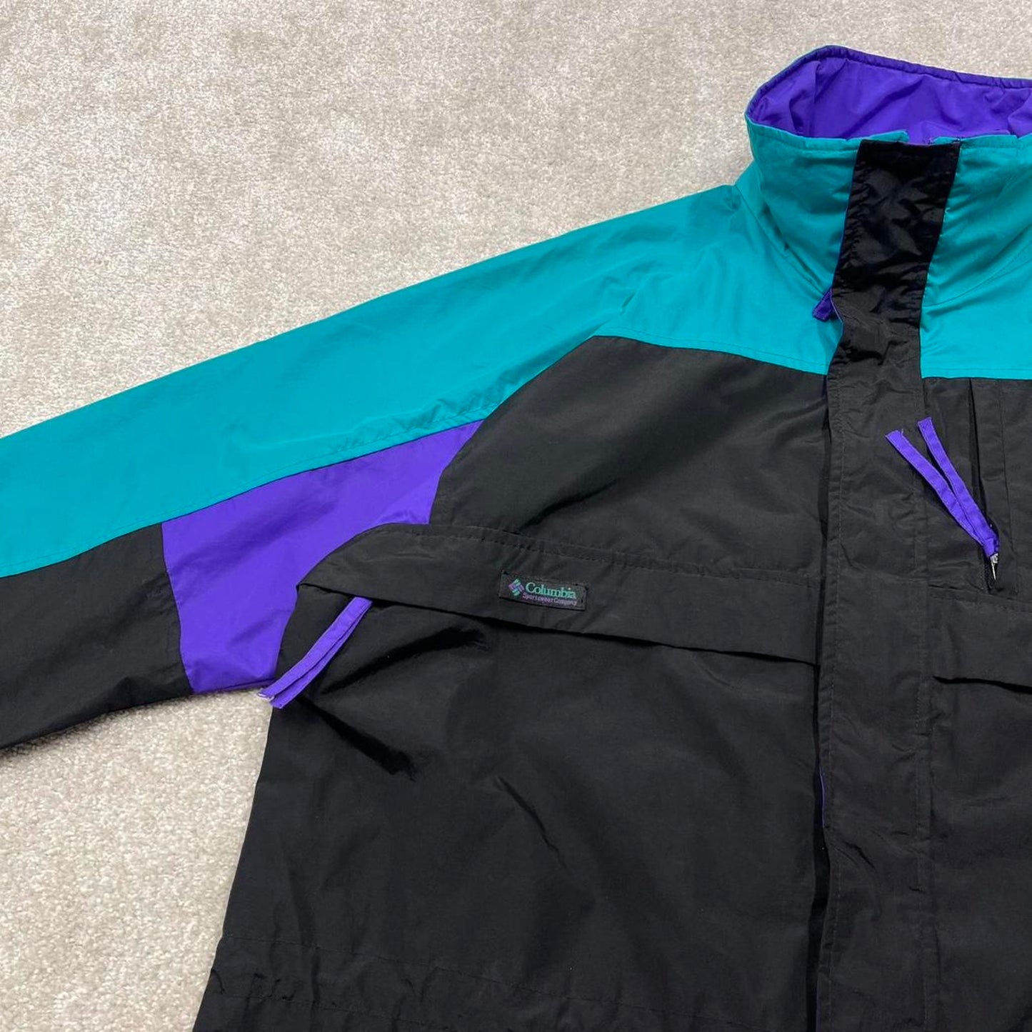 Vintage y2k Columbia technical windbreaker jacket black Zip pockets patch logo block colour coat