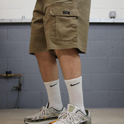 Wrangler cargo shorts relaxed khaki Loose skater style summer festival shorts