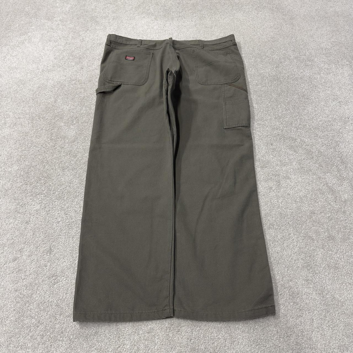 Wrangler carpenter pants y2k green loose leg Loose straight skater 2000s style cargo pants