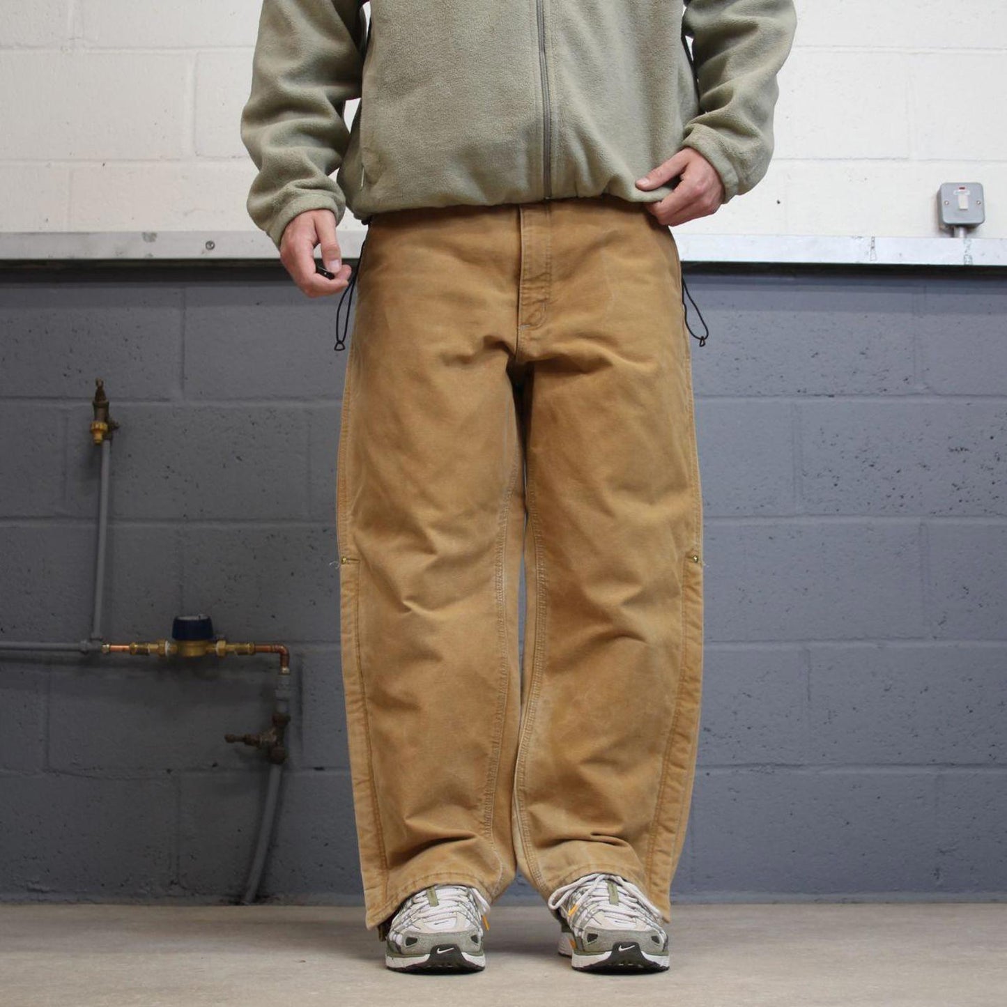 Baggy Carhartt quilt lined jeans tan brown W40L30 vintage 90s skater style canvas cargos