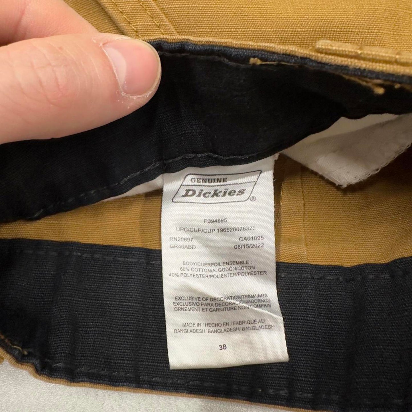 Tan Dickies cargo shorts W38
