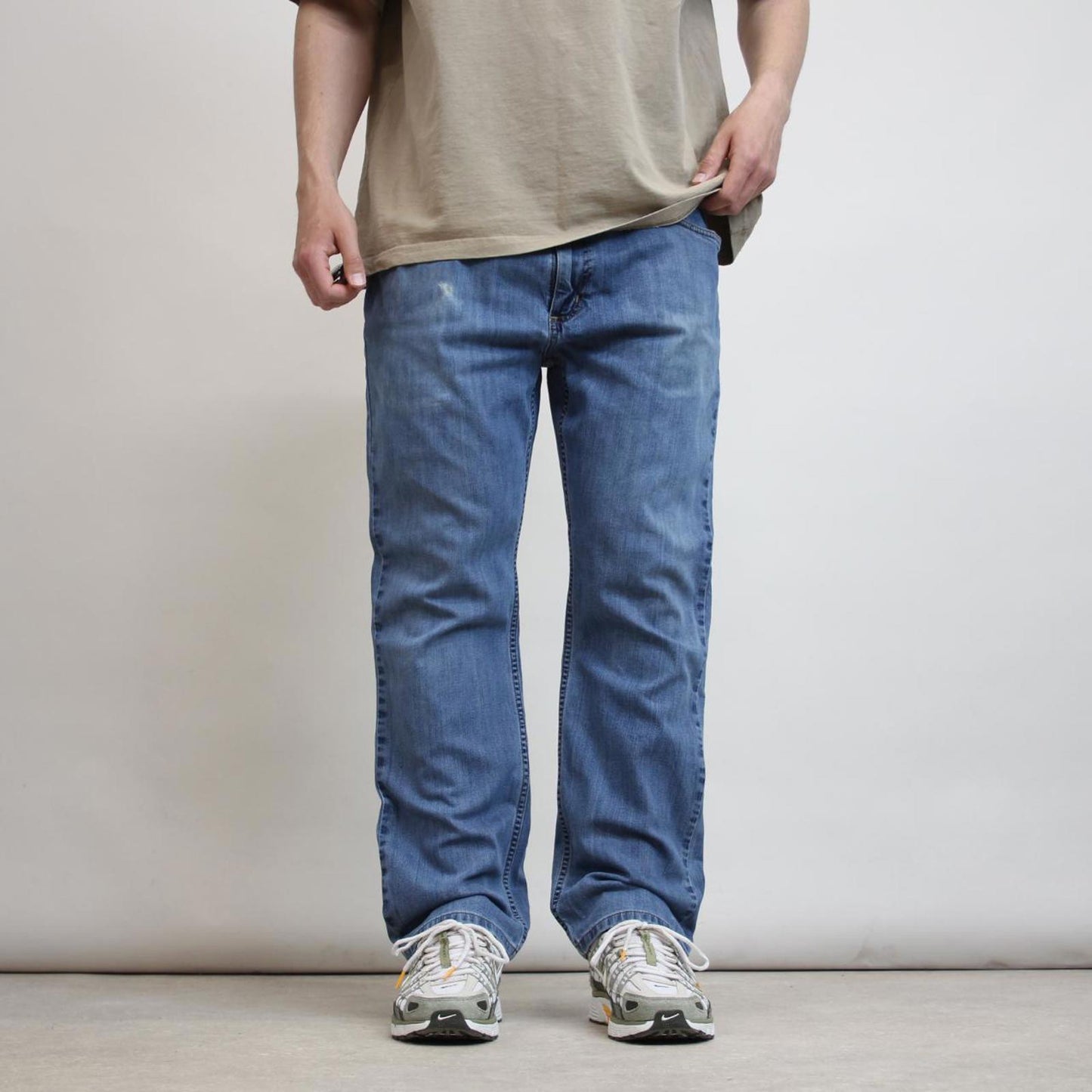 Mens Carhartt jeans W40 L30 blue relaxed denim 90s style jeans