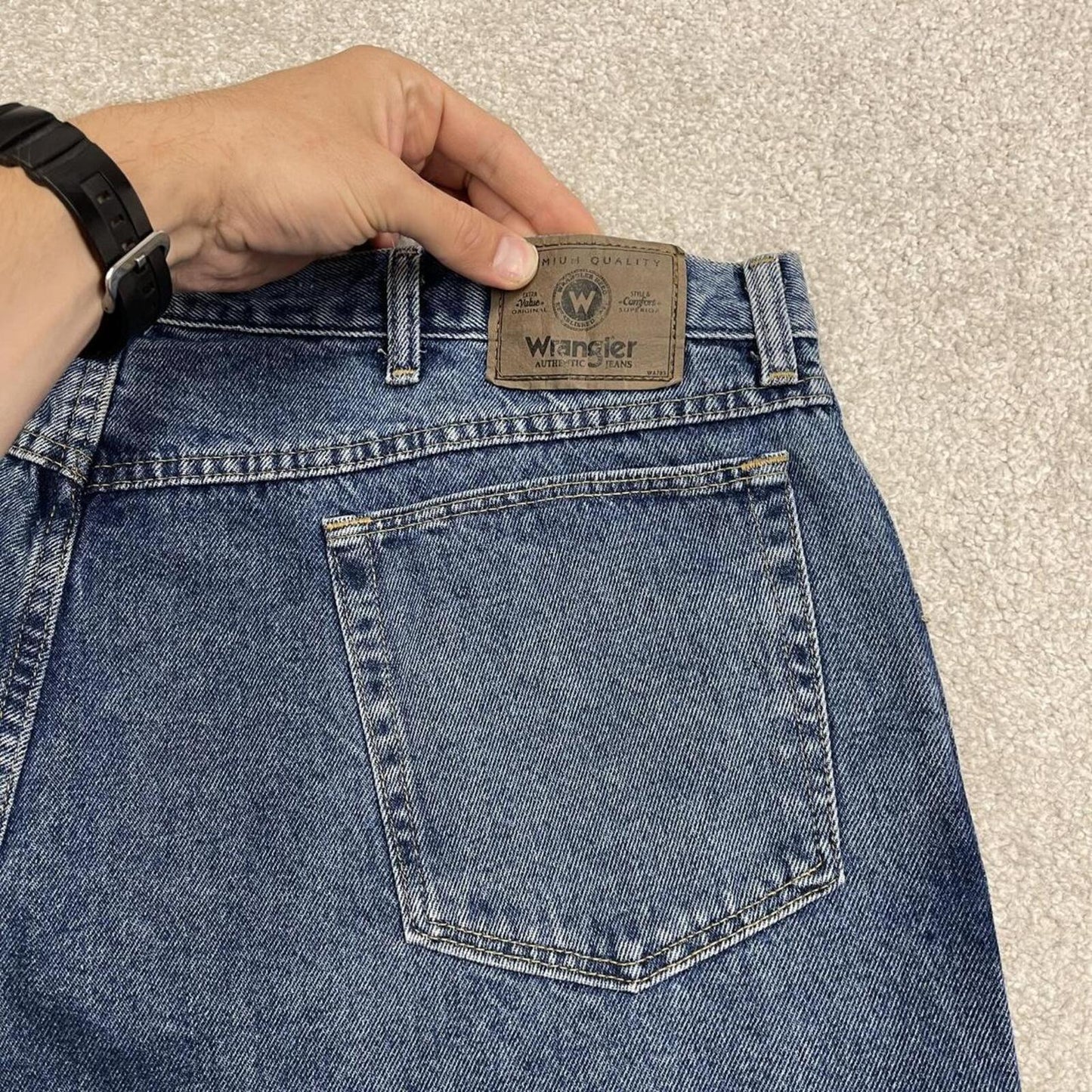 Baggy Wrangler denim jean shorts blue Loose wide leg skater style jorts