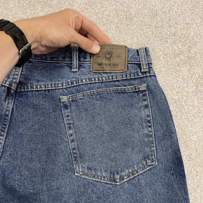 Baggy Wrangler denim jean shorts blue Loose wide leg skater style jorts