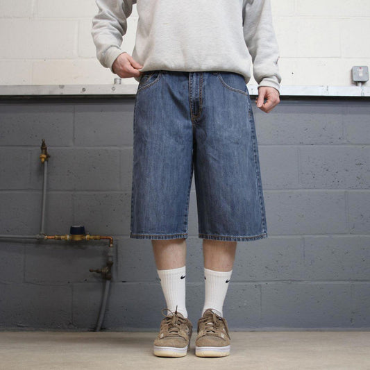 Y2k baggy embroidered Ecko Untld shorts skater style blue Long wide leg denim summer festival jorts