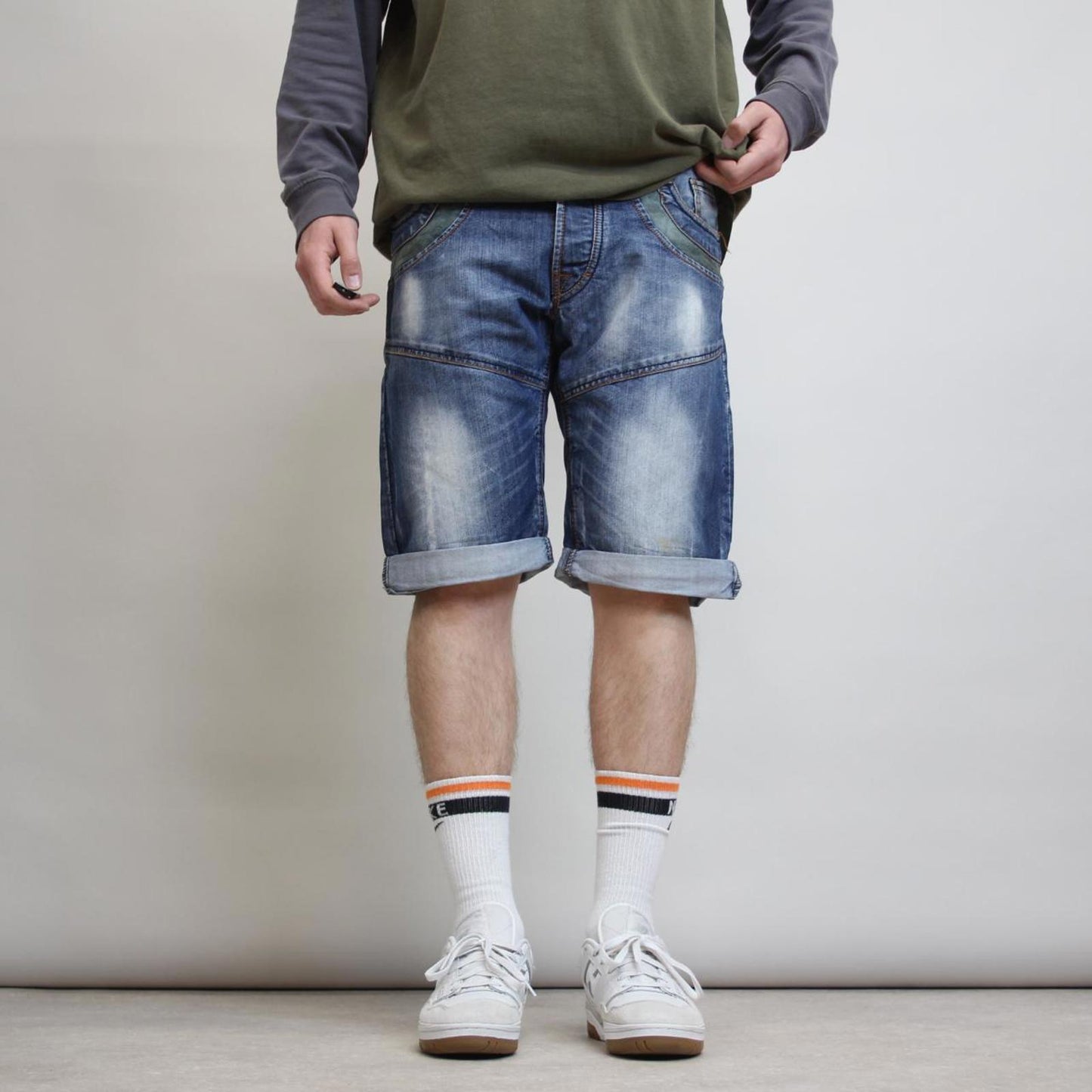 Blue y2k denim shorts W36