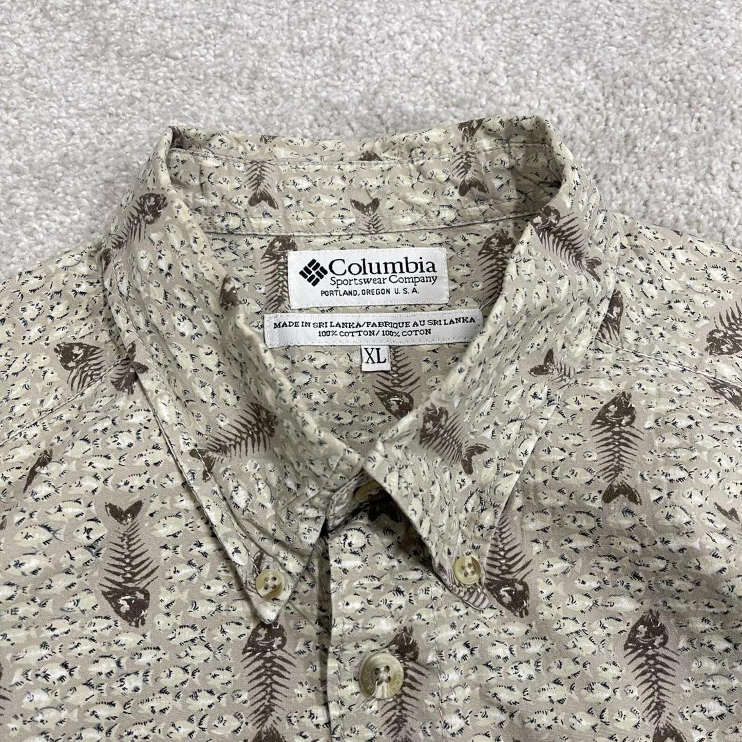 Columbia funky pattern short sleeve shirt khaki Boxy fit floaty festival button down shirt