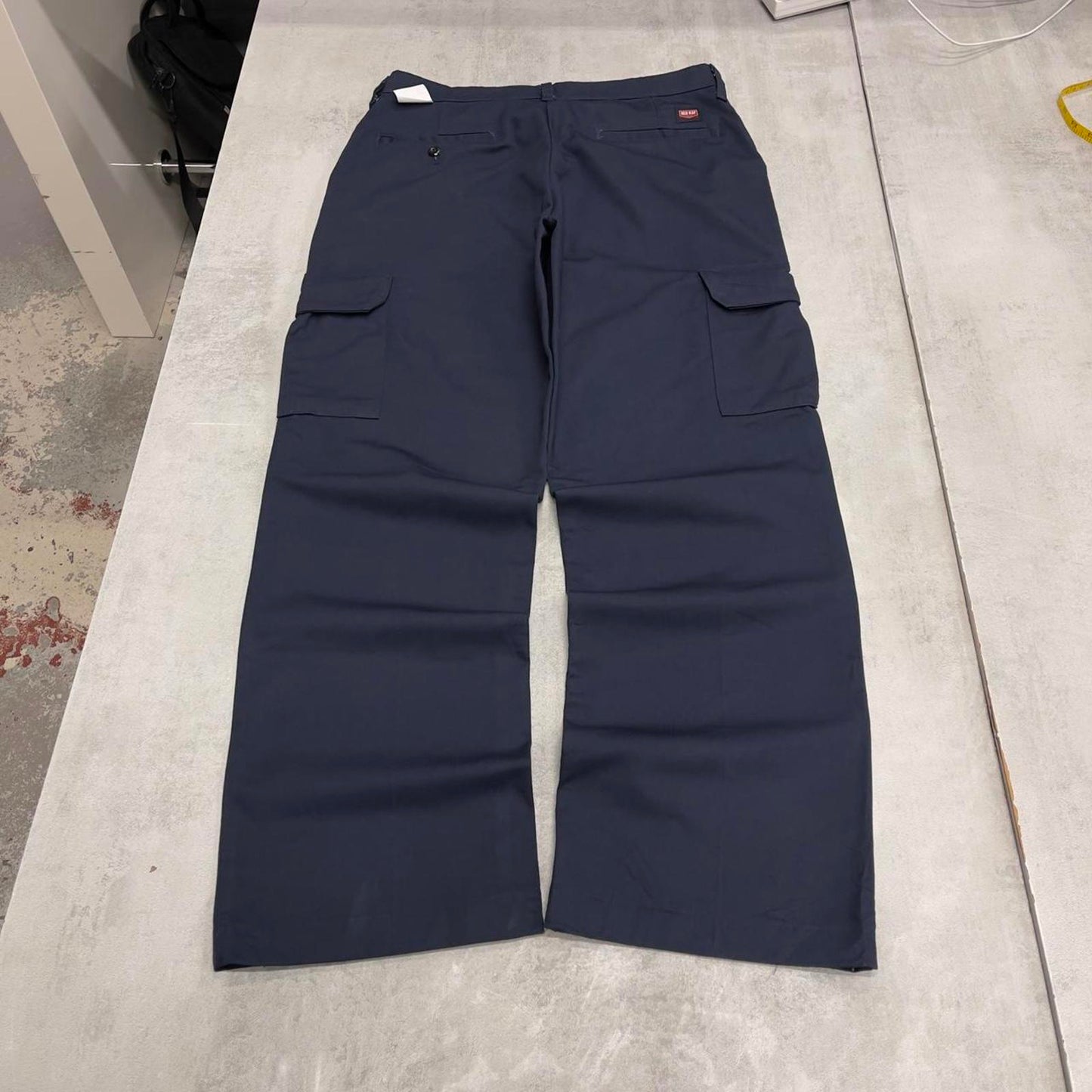 Vintage baggy cargo trousers W32L30 navy Red Kap loose leg chino style skater pants