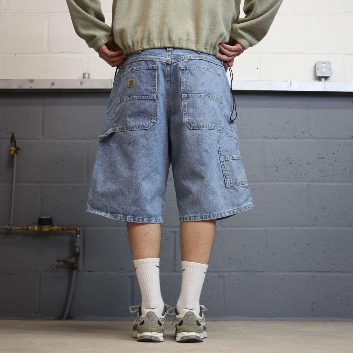 Baggy Lee carpenter shorts blue loose denim skate style summer jorts