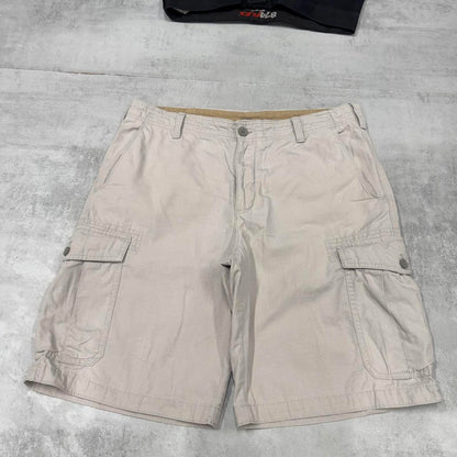 Beige IZOD cargo shorts W34