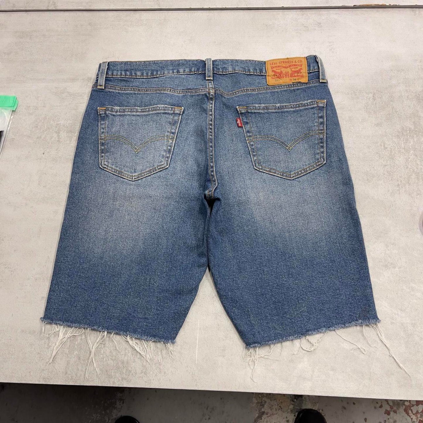 Levi's jean shorts W34