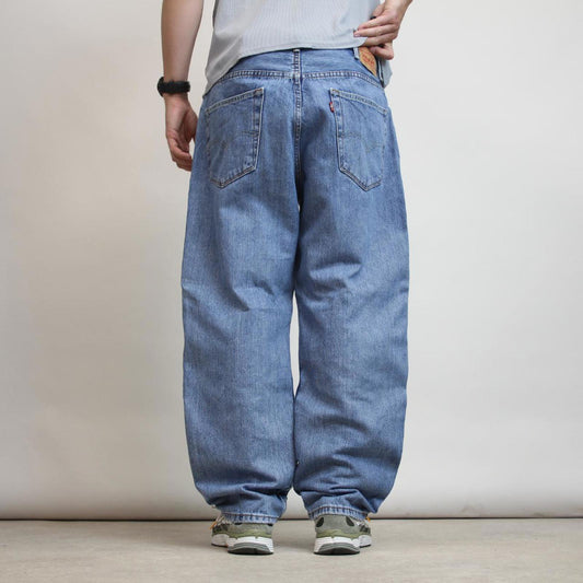 Levis 550 jeans W38 L30 loose blue denim skater style