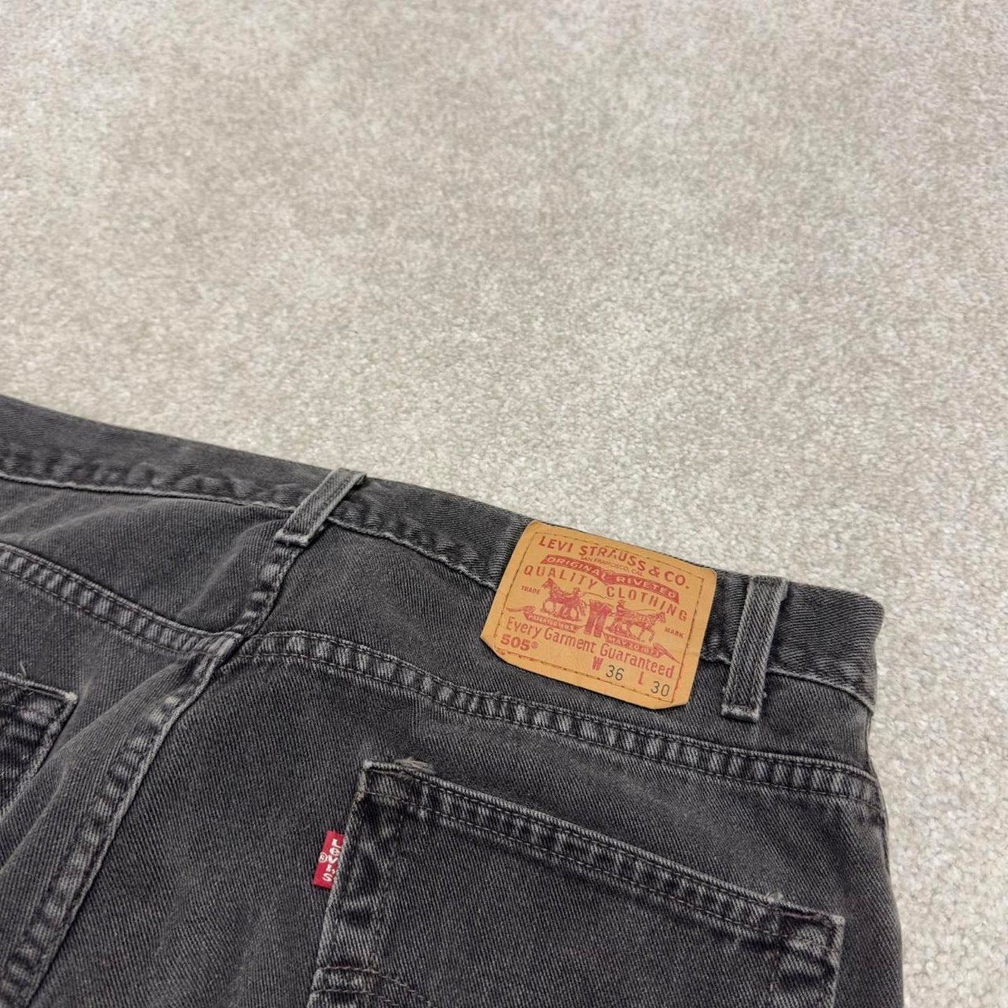 Vintage y2k Levis 505 jeans black Casual style 5 pocket loose straight leg denim pants