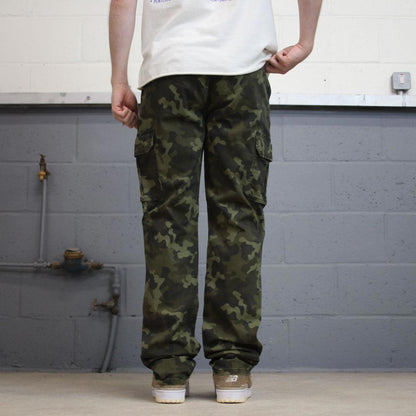 Camo Denver Hayes cargo pants W34L34 green forest camouflage straight y2k style carpenter trousers
