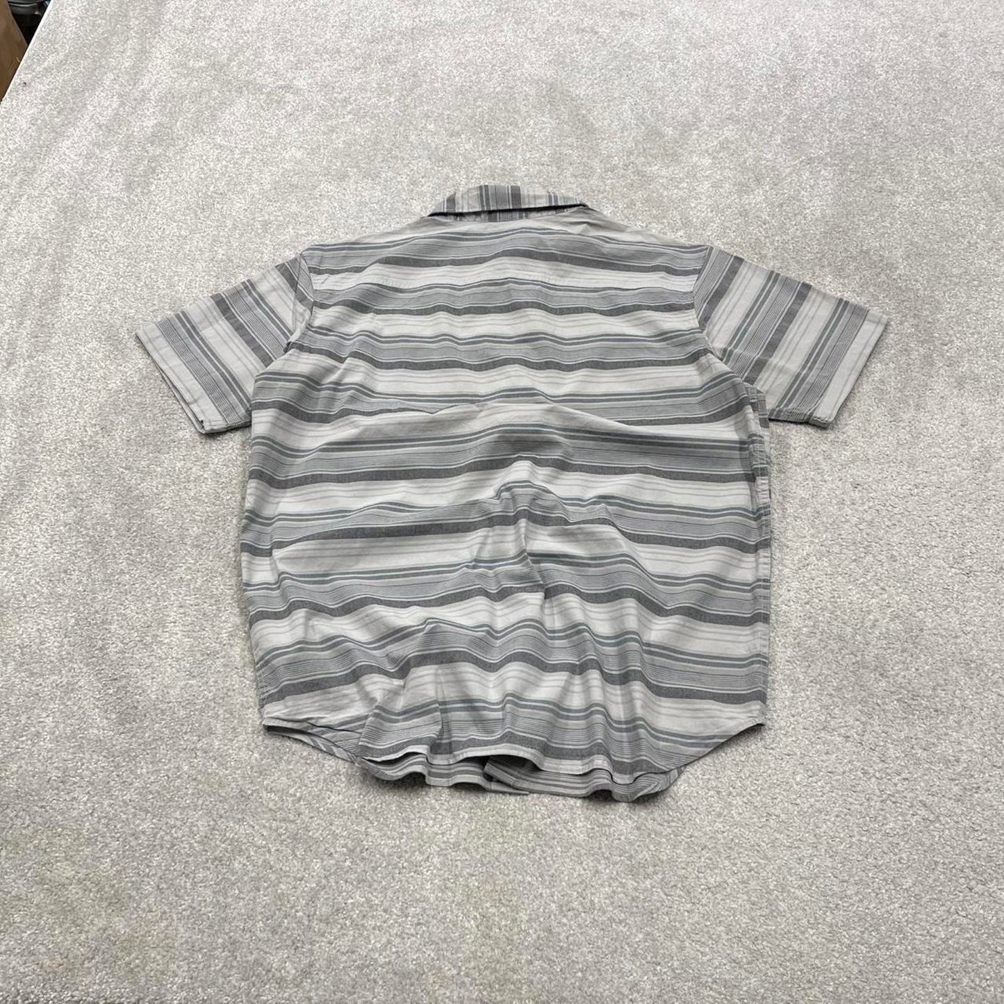 Y2K striped shirt short sleeve Columbia grey Surf style stripey shirt summer festival