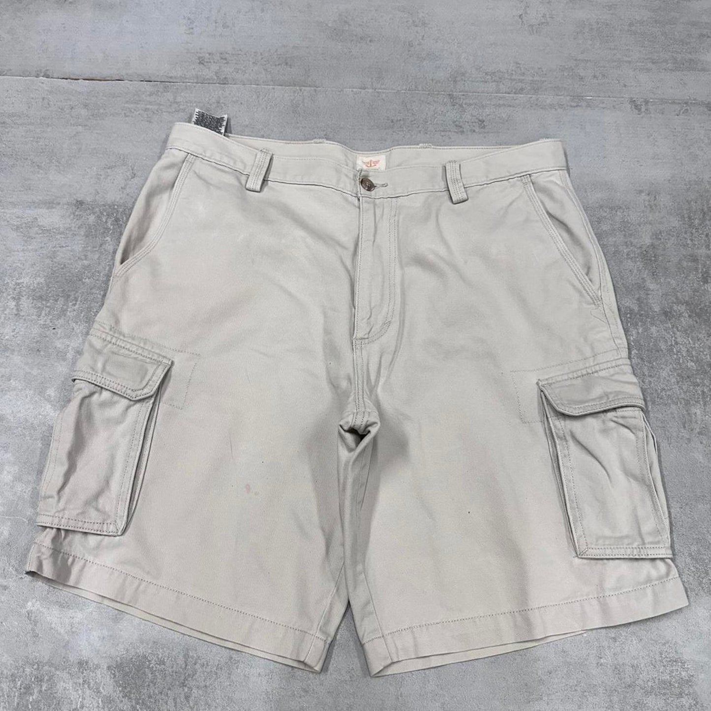 Dockers cargo shorts W36