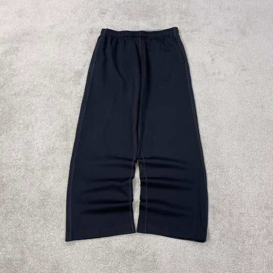 Nike Trackies XL Grey y2k 00s style loose leg joggers print logo fleece lined