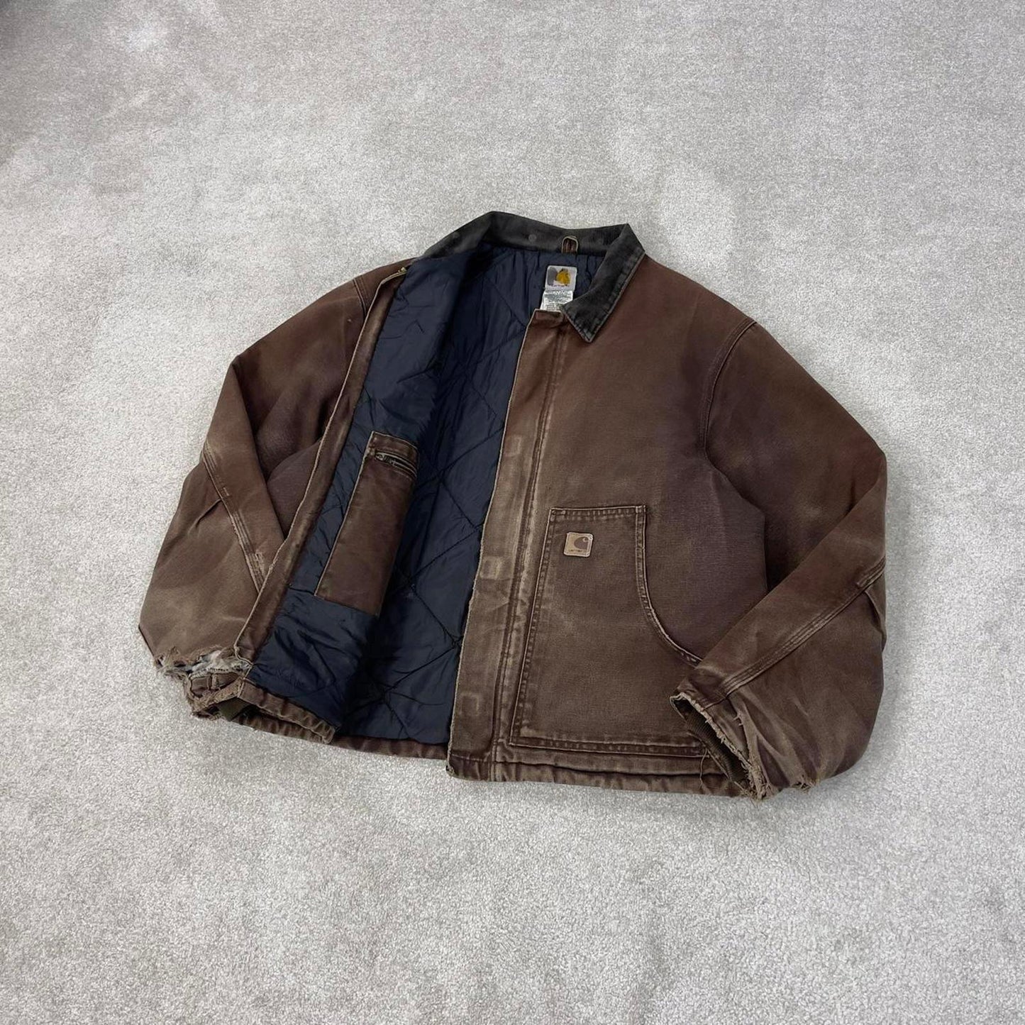 Vintage Brown Carhartt Traditional jacket XL J22 DKB box cropped fit Detroit padded canvas workwear