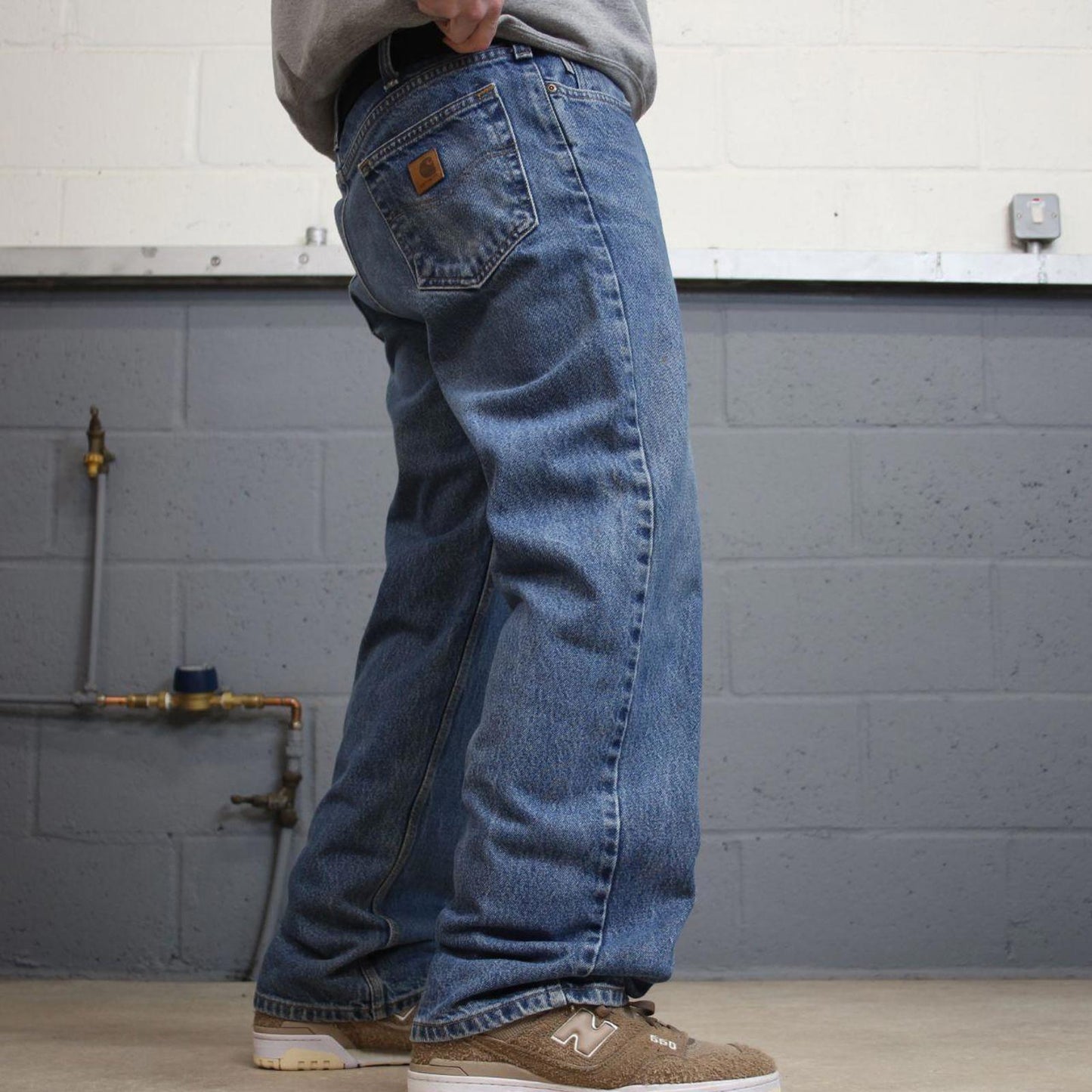 Vintage Carhartt jeans blue denim W36L30 90s skater style straight leg 5 pocket jeans workwear