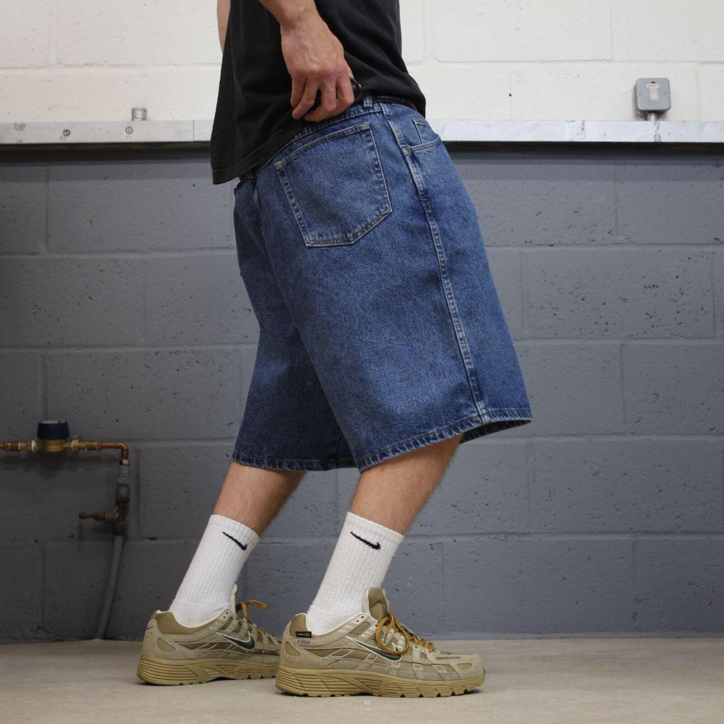 Baggy Wrangler denim jean shorts blue Loose wide leg skater style jorts