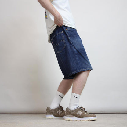Mens Levi’s denim shorts W36