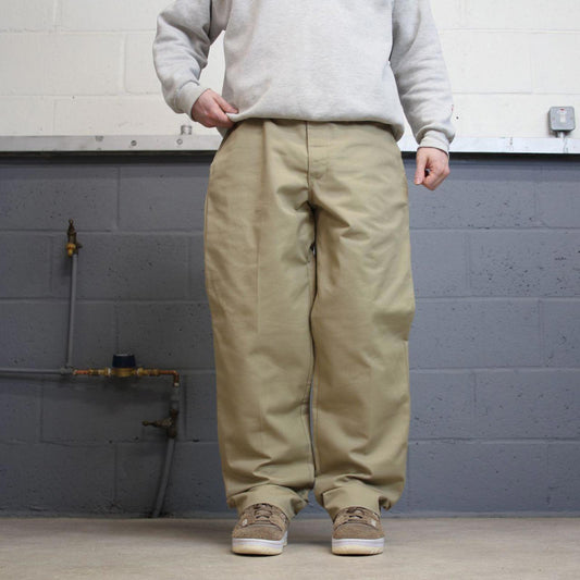 Vintage y2k baggy work pants beige Loose chino style skate trousers Red Kap workwear patch logo