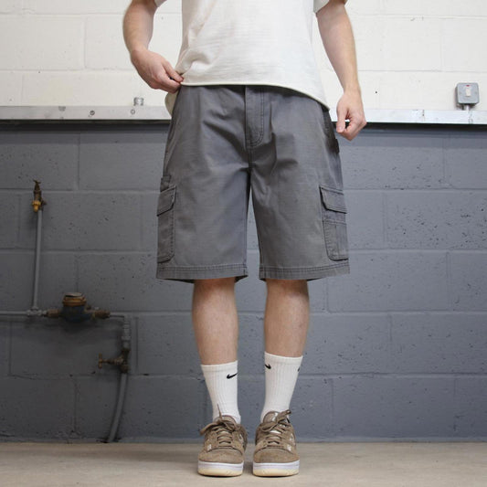 Dickies cargo shorts W32 grey loose chino style skate shorts