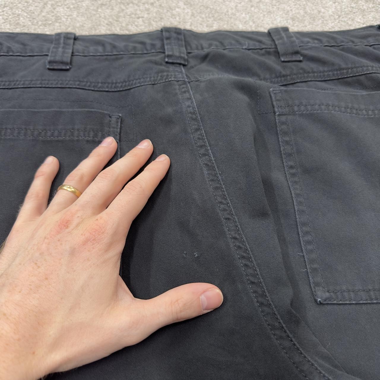 Wrangler flannel lined cargo pants y2k black Loose leg 2000s style skater work pants