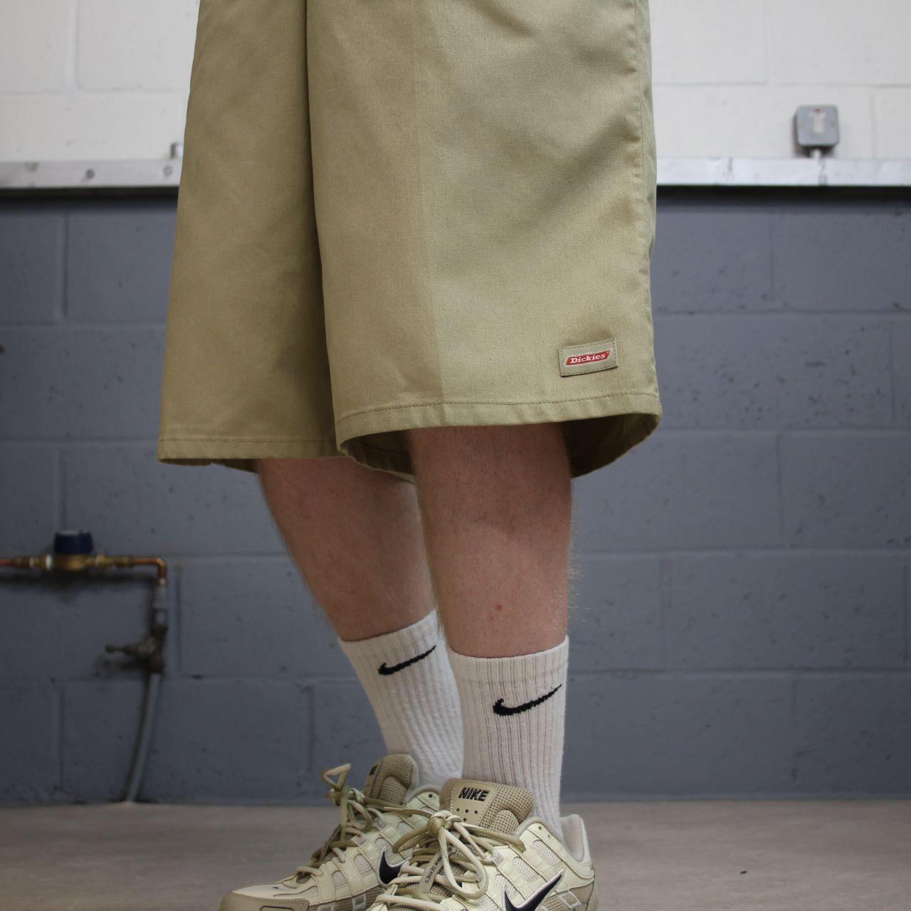 Dickies carpenter chino shorts long leg khaki Chino style skater shorts loose leg festival
