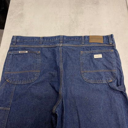 Mens UniFirst baggy carpenter jeans W46L32 wide leg thick denim work pants