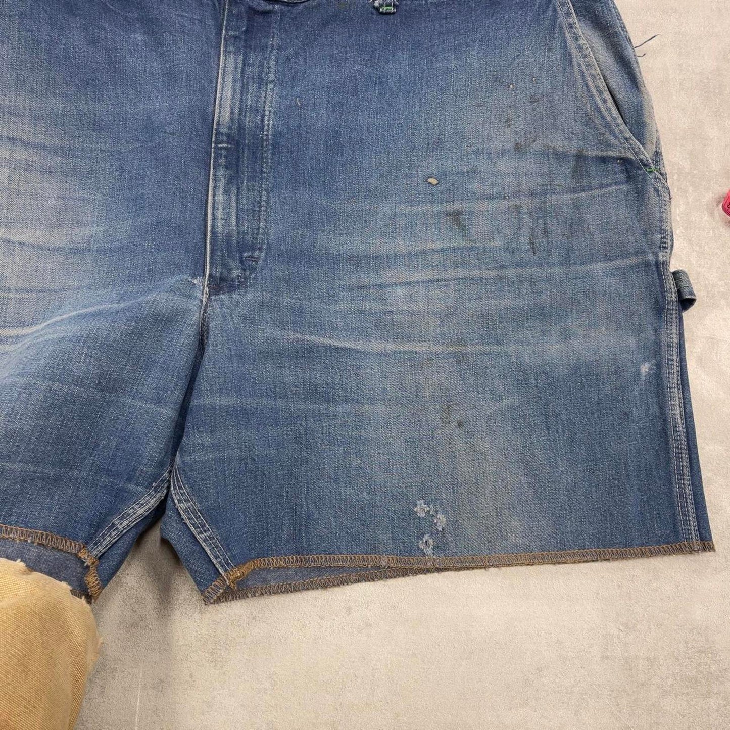 Mens Osh Kosh carpenter jorts W44