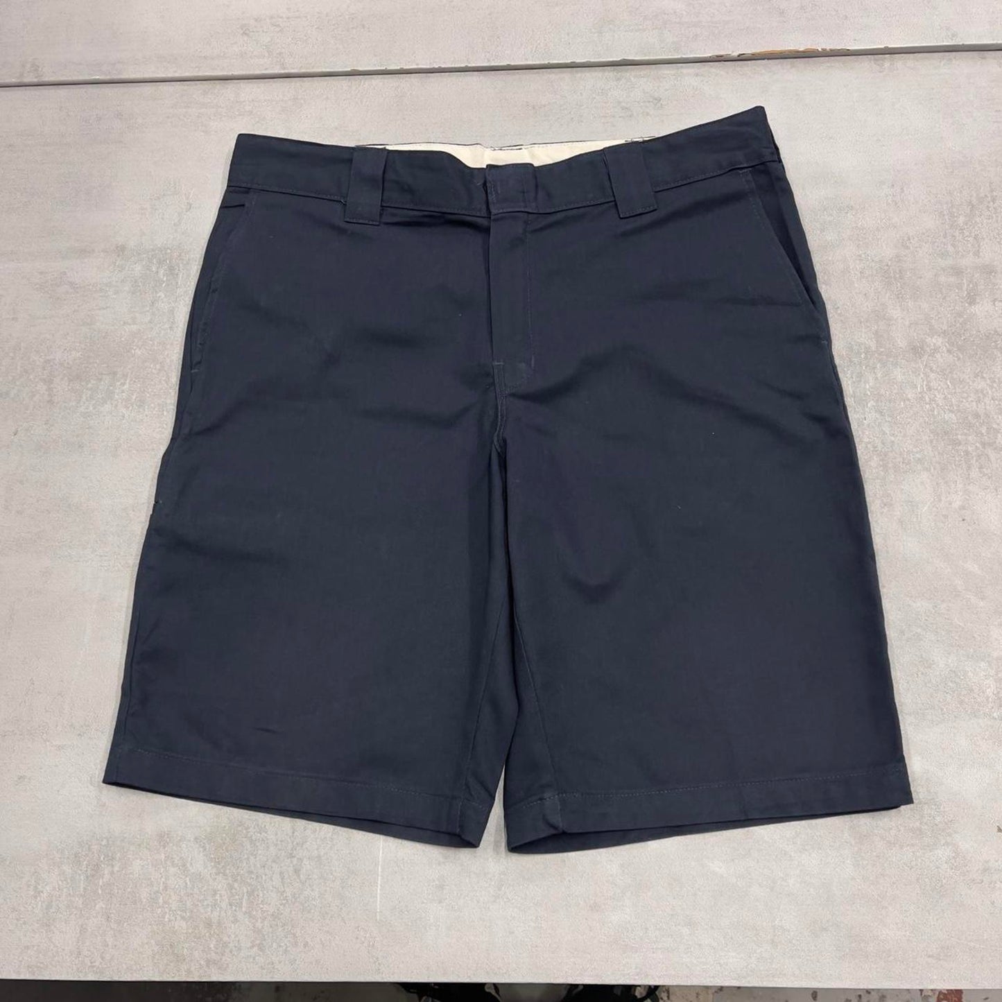Baggy Dickies carpenter shorts W36