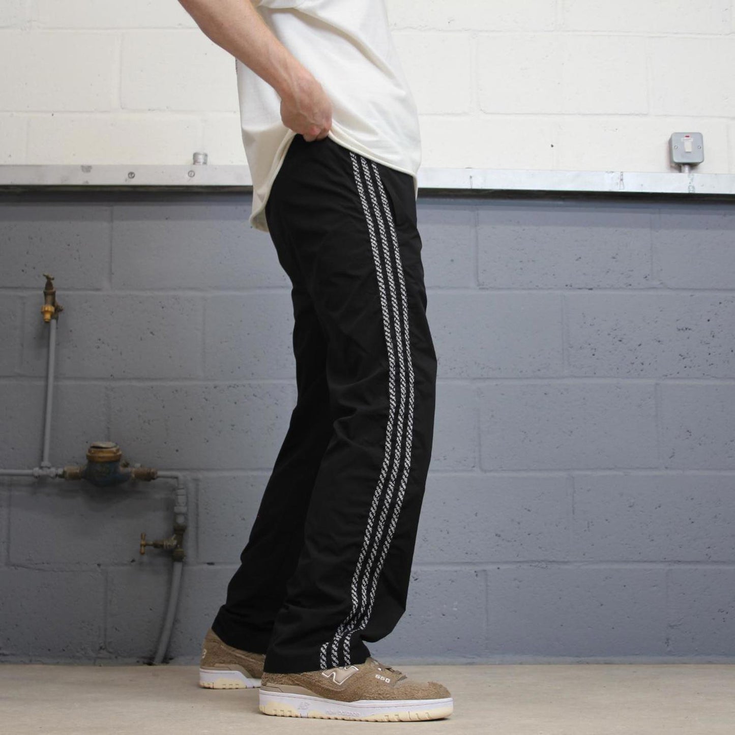 Black loose Adidas trackies XL