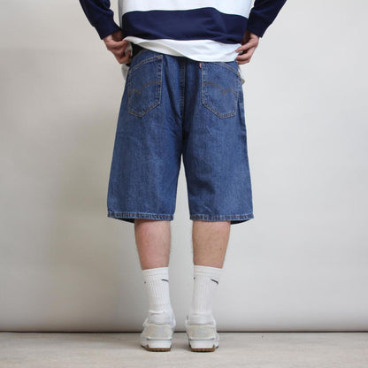 Levi's jean shorts W40