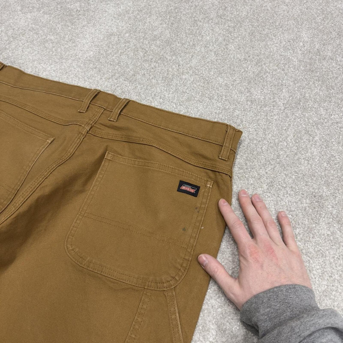 Dickies carpenter jeans loose faded tan Loose canvas skate style cargo work pants