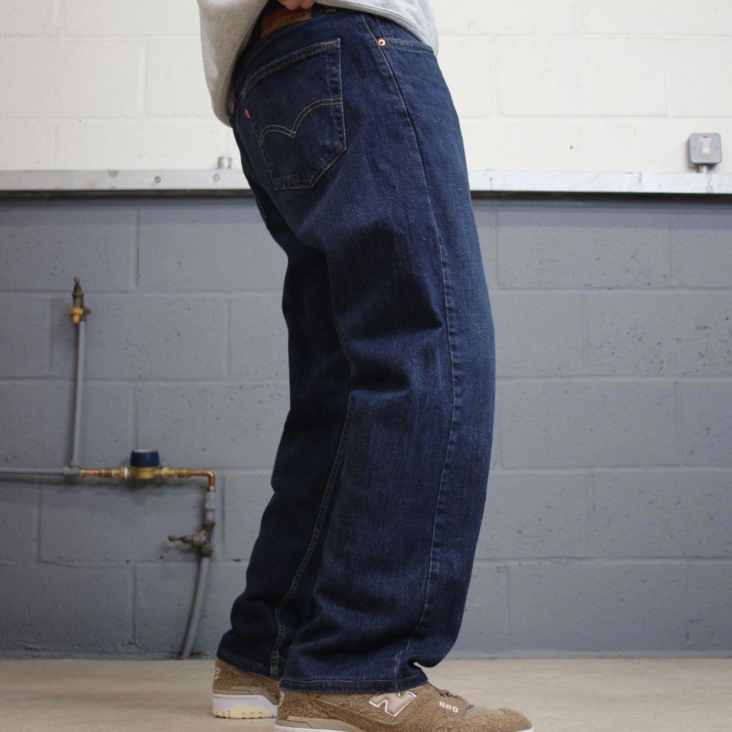 Vintage Y2K Levi’s 505 jeans blue Straight leg 00s style denim pants red tab logo