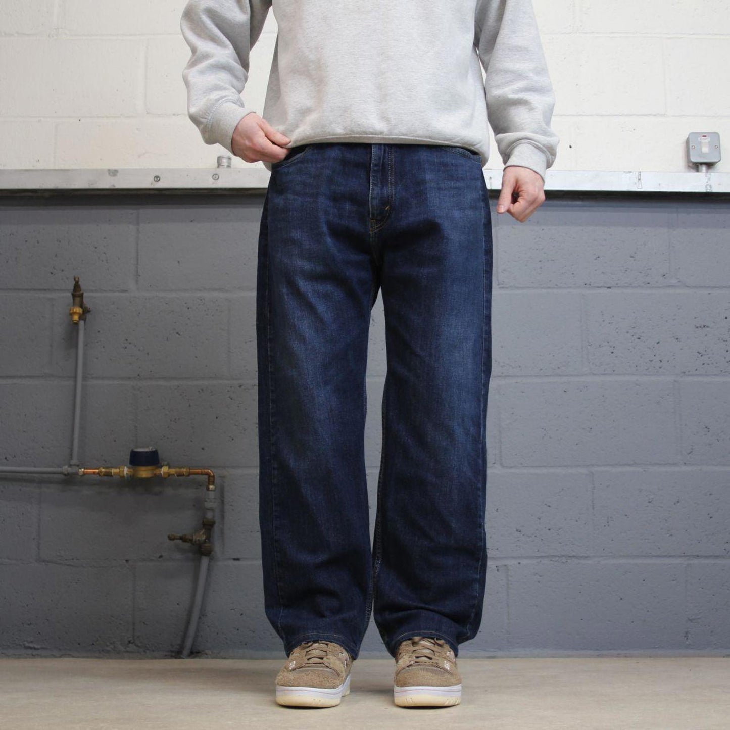 Vintage Y2K Levi’s 505 jeans blue Straight leg 00s style denim pants red tab logo