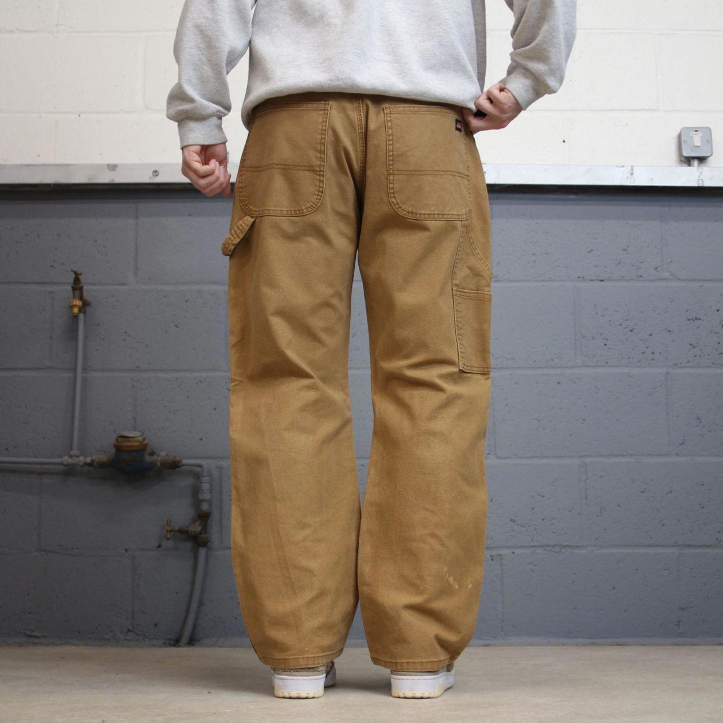 Tan Dickies carpenter jeans W36L30 loose canvas cargo 90s skate style pants patch logo