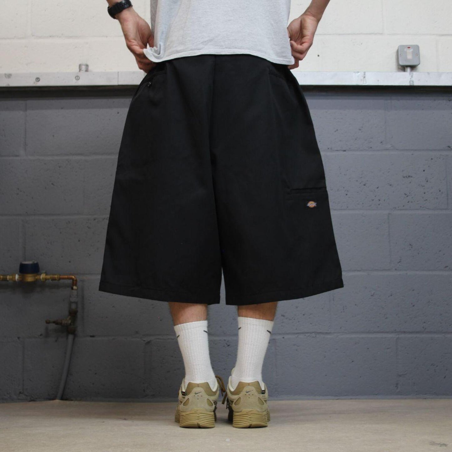Dickies extra baggy chino shorts carpenter black Chino style skater shorts long wide leg festival