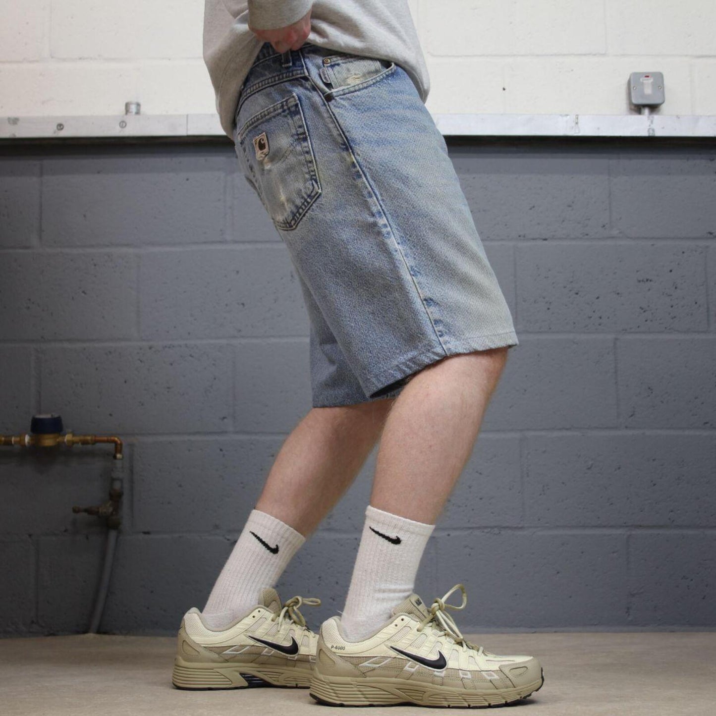 Carhartt denim shorts y2k faded blue Loose skater style work jorts