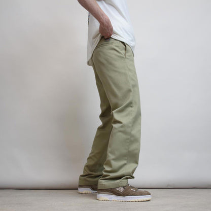 Dickies pants W33L32 khaki loose twill chino style skater pants
