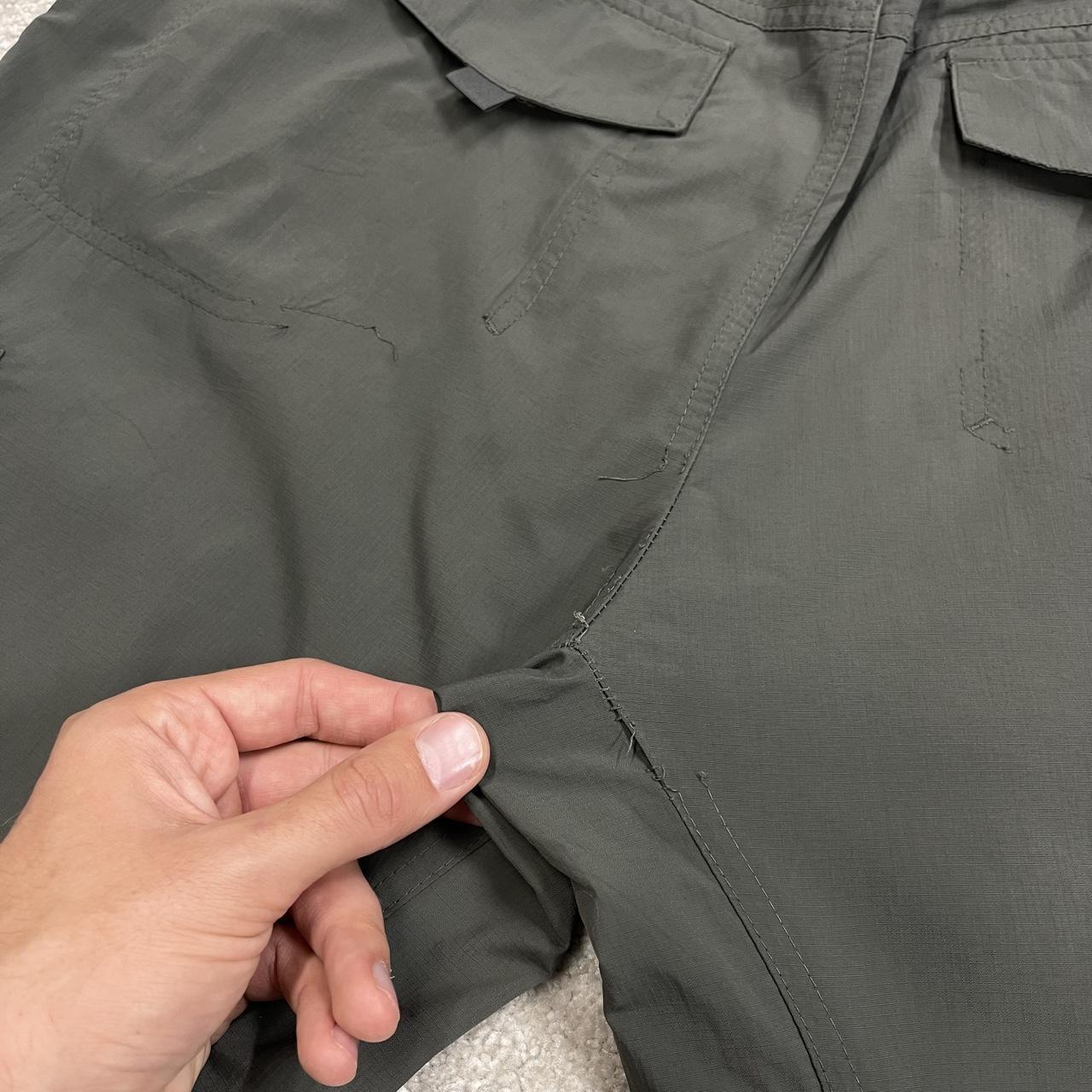 Columbia Convertible technical hiking pants y2k green Omni-shade trouser shorts with zip of legs