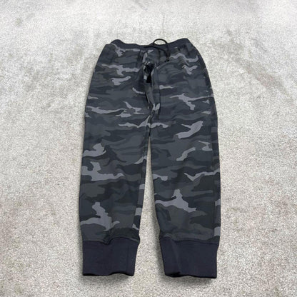 00s Under Armour tracksuit bottoms y2k M camo joggers embroidered logos gym wear trackies